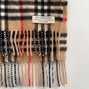 BURBERRY London Nova Check Cashmere Scarf